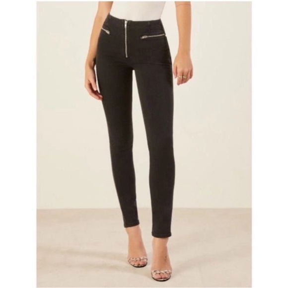 Reformation Denim - Reformation Niki Jean in Argentine Black Denim Zippers Skinny Size 26